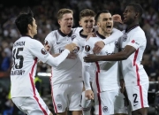 关于法兰克福客场告捷，迎来转机保持稳定的信息