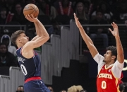 西蒙斯惊艳全场，鹈鹕助攻爆棚，爆发新星逆转取胜！