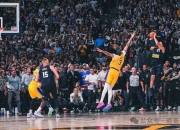 魔术绝杀时刻，湖人点燃赛场，哈登迎来胜利！